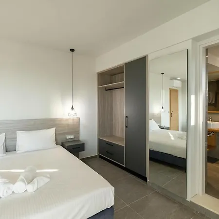 Sky-high Penthouse W. Stunning Views - 03 *