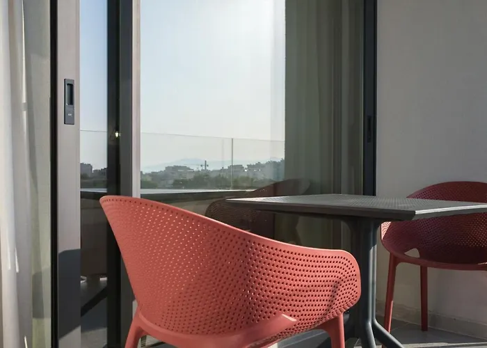 Sky-high Penthouse W. Stunning Views - 03 *