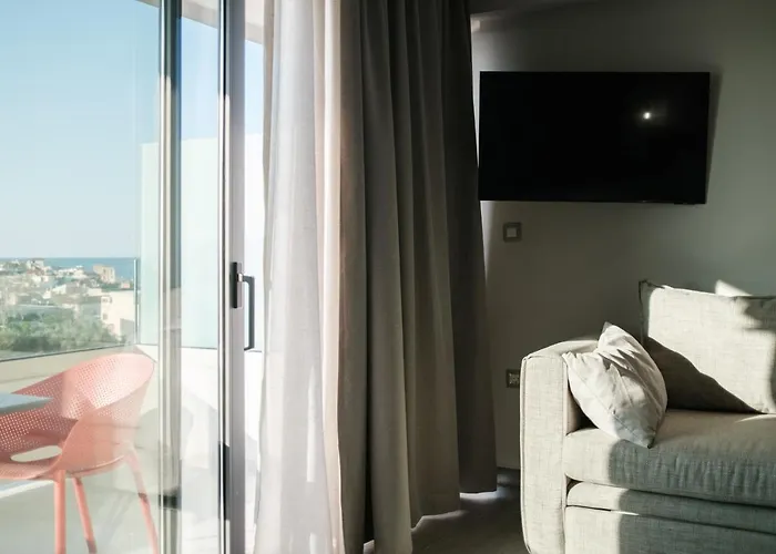 Sky-high Penthouse W. Stunning Views - 03 Apartman Hriszí Aktí Haniá