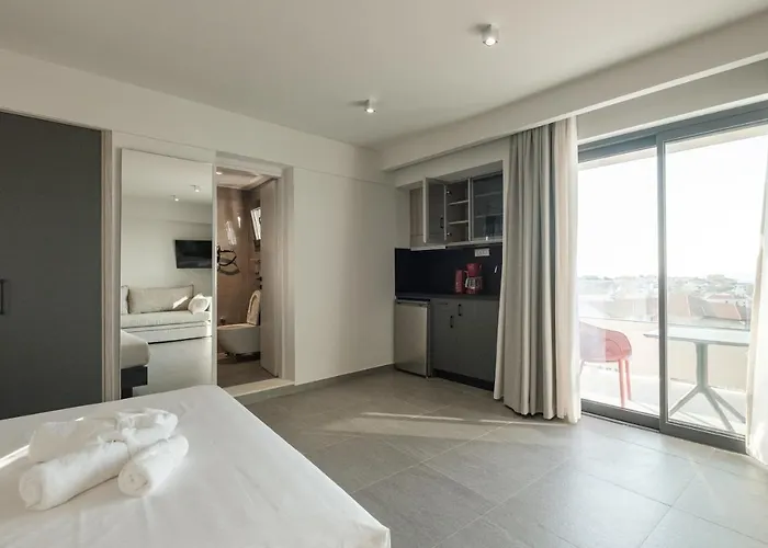 Sky-high Penthouse W. Stunning Views - 03 Chania (Crete)